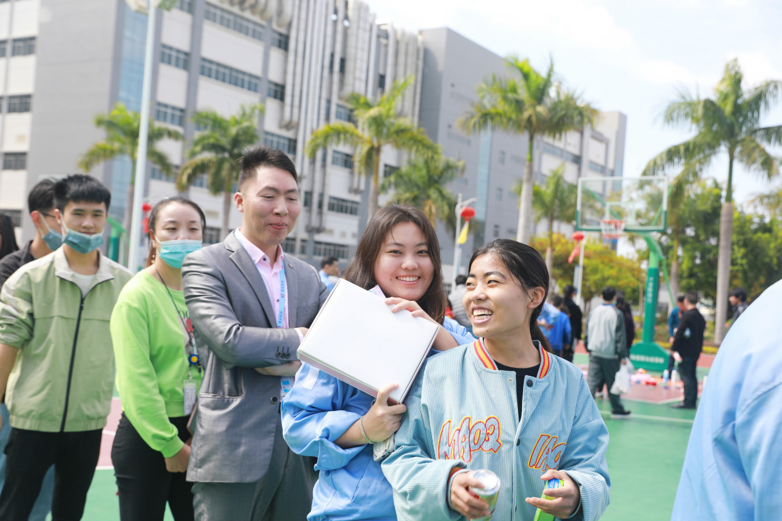 就地過年，年味不減—我在勝宏挺好的